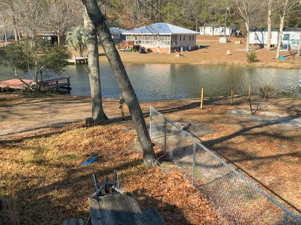 1519 Kenwood Rd, Manning, SC 29102