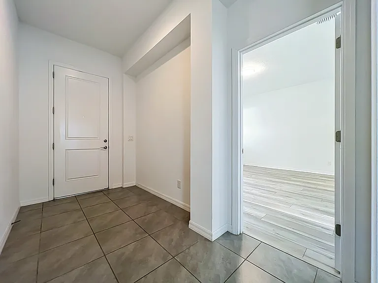 16007 Micelli Dr — Photo 5