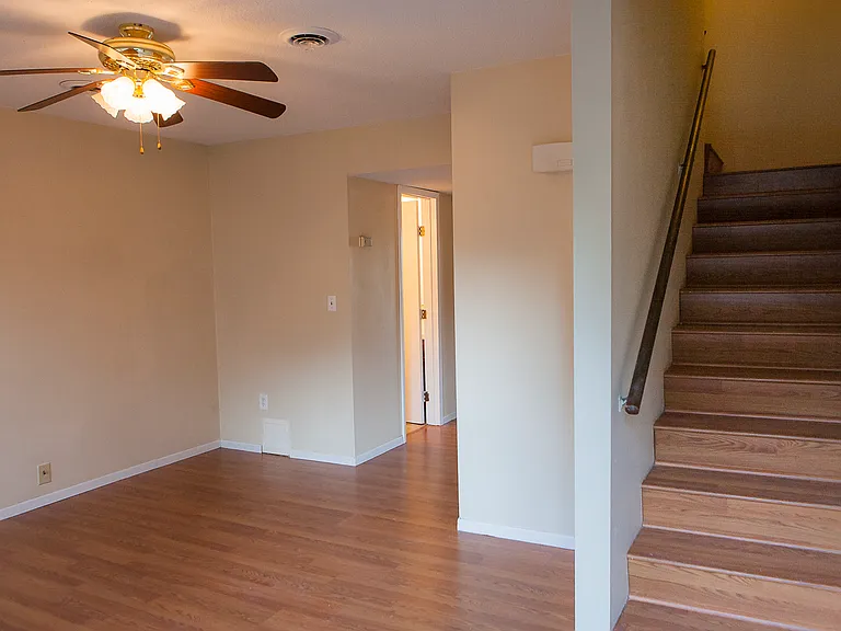1805 King College Rd #C7 — Photo 2