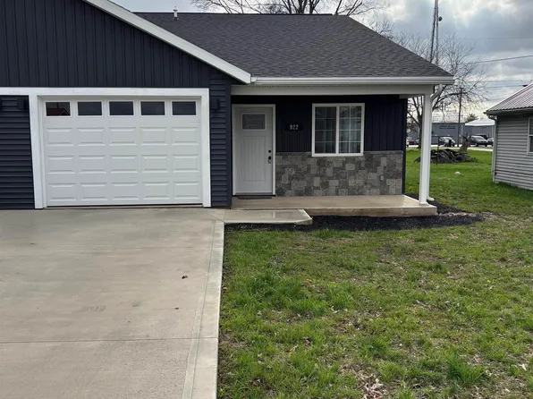 922 N 11th St, Decatur, IN 46733