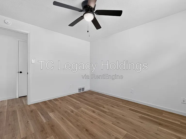 729 Ridgeway Ave — Photo 15