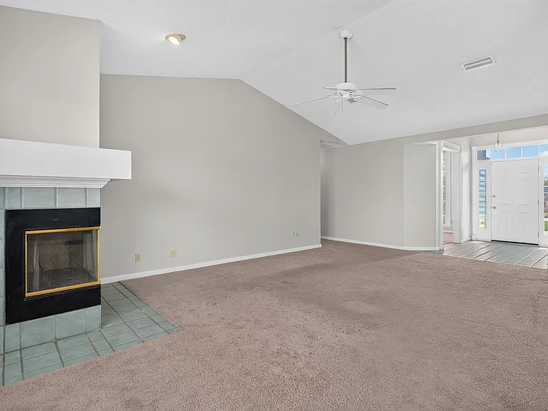 400 Ashcroft Landing Dr — Photo 13