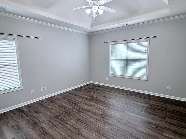 705 Post Oak Way — Photo 9