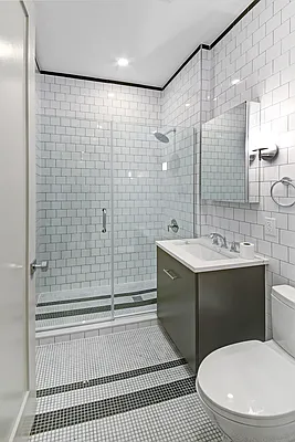 Rented by Bond New York | media 10