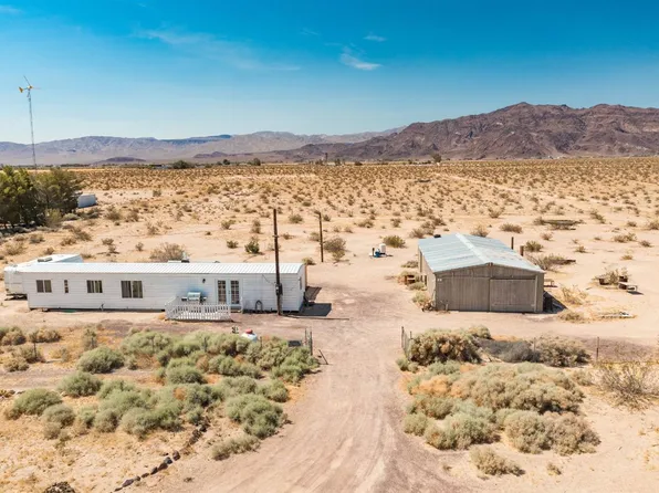 45583 Whetrock Rd, Newberry Springs, CA 92365
