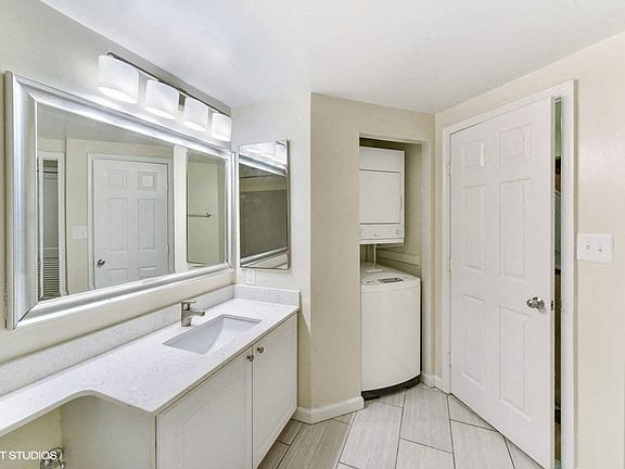 Full-Size Washers and Dryers