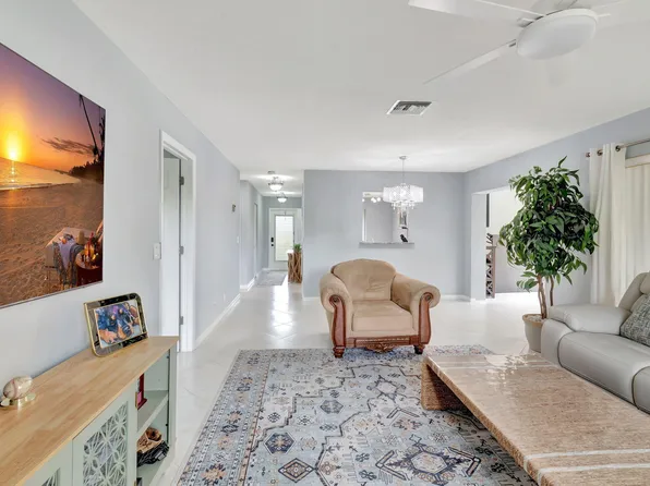 14712 Bonaire Boulevard, Delray Beach, FL 33446