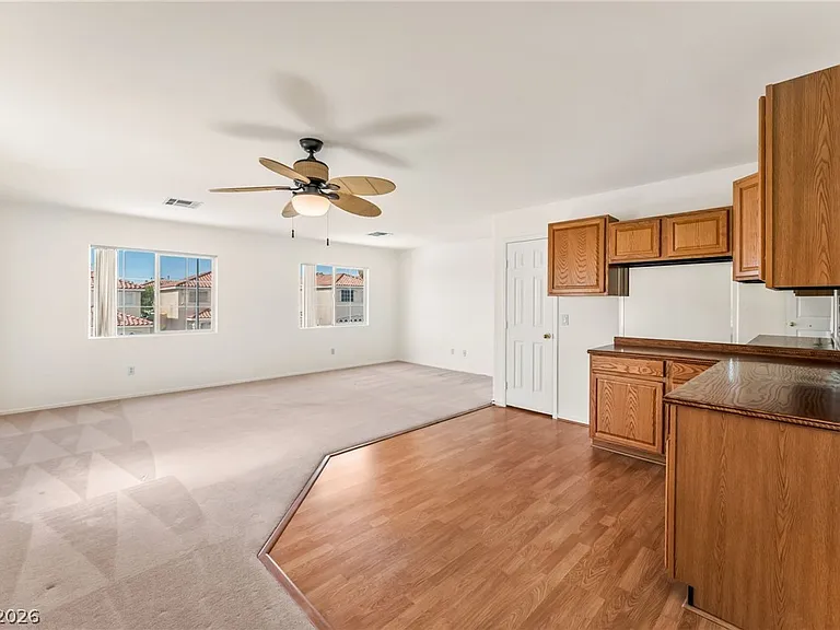 9522 Arrowhead Falls Ct — Photo 33