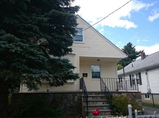 7 Belle Ave, West Roxbury, MA 02132