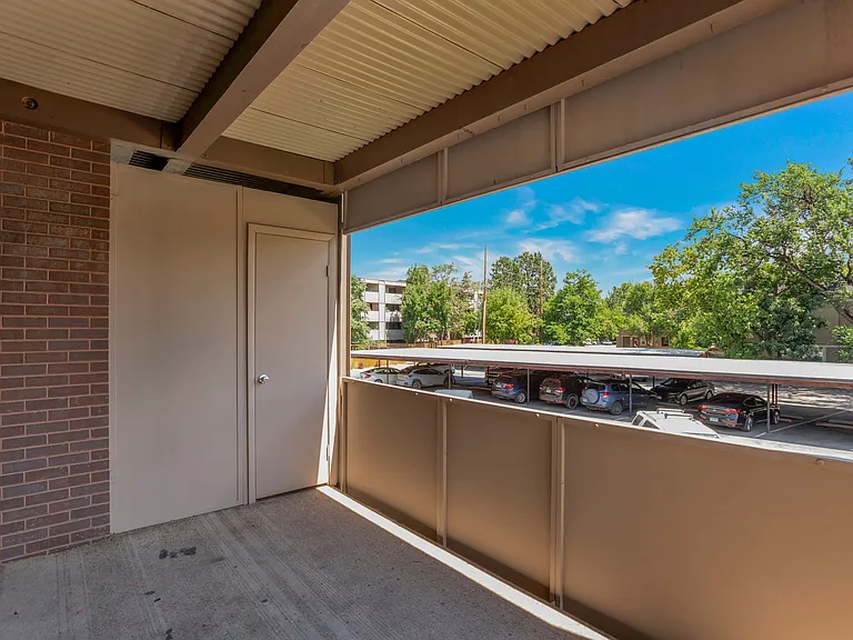 2227 Canyon Blvd #201-A201 — Photo 2
