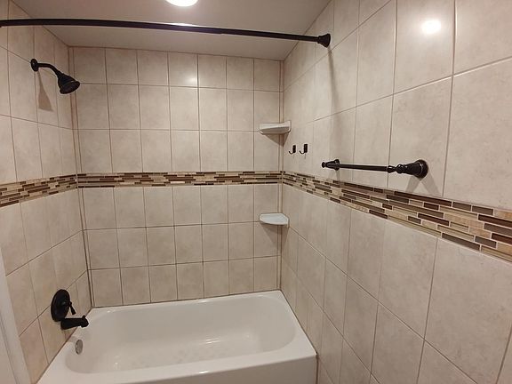 3rd image of 4116 Mangalore Dr APT 303