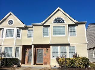 7809 Shore Rd #7809, Pt Washington, NY 11050