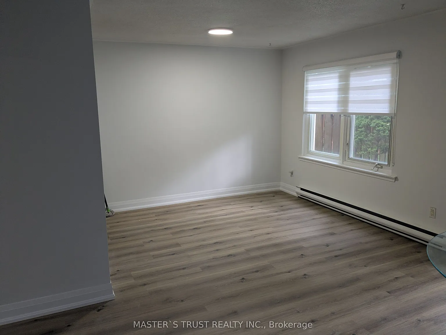 3 bed, $3,000 — Photo 4