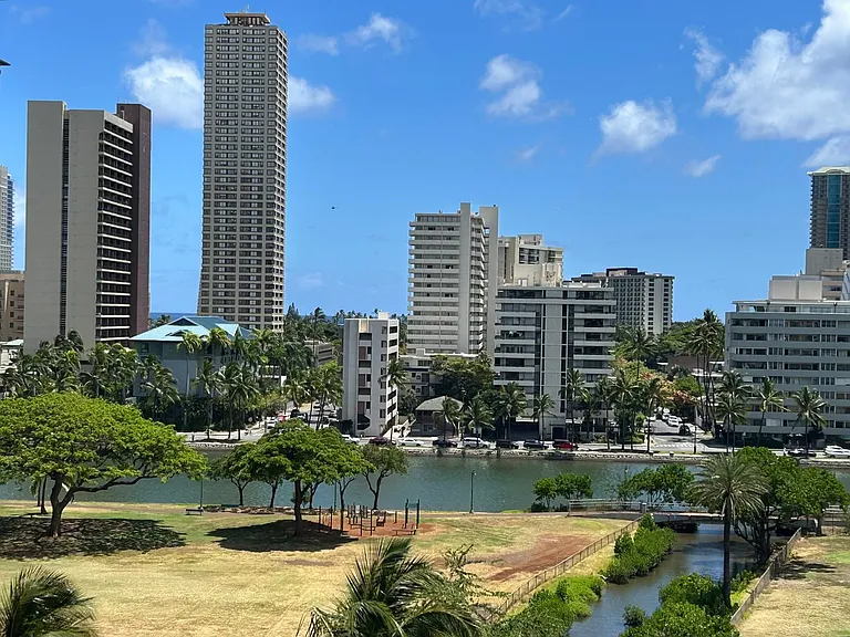 2333 Kapiolani Blvd #810 — Photo 9