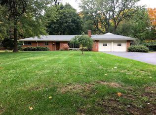 2835 Tewksbury Dr, Troy, MI