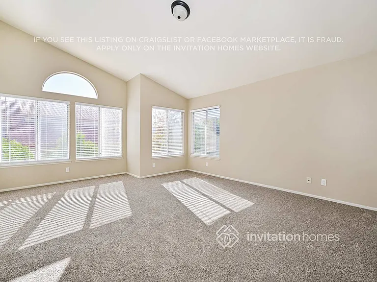 3112 Fulham Ct — Photo 9