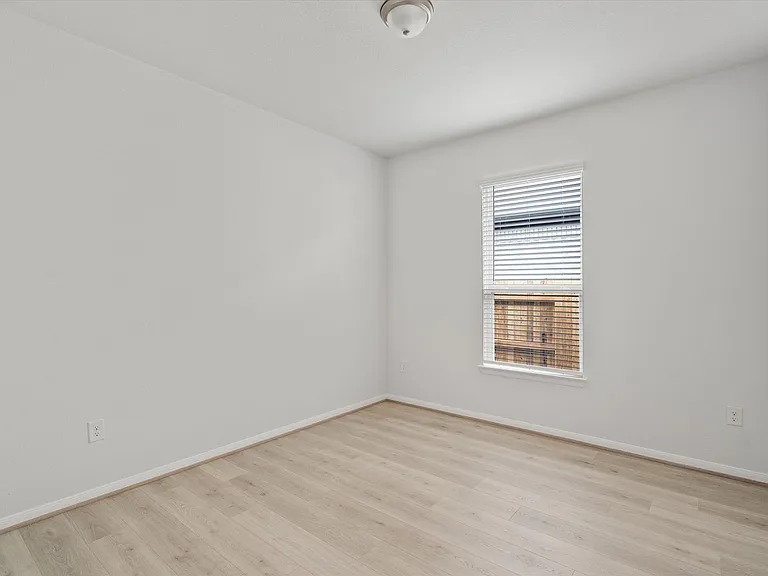 315 Diamondleaf Dr — Photo 19