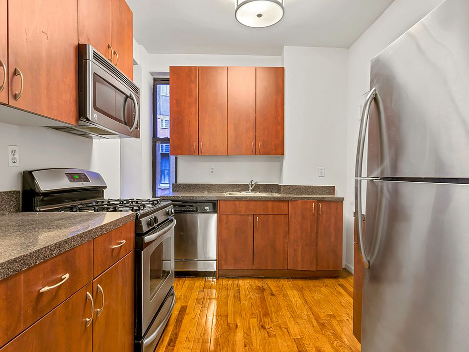 1st image of 358 W 45th St APT 1D