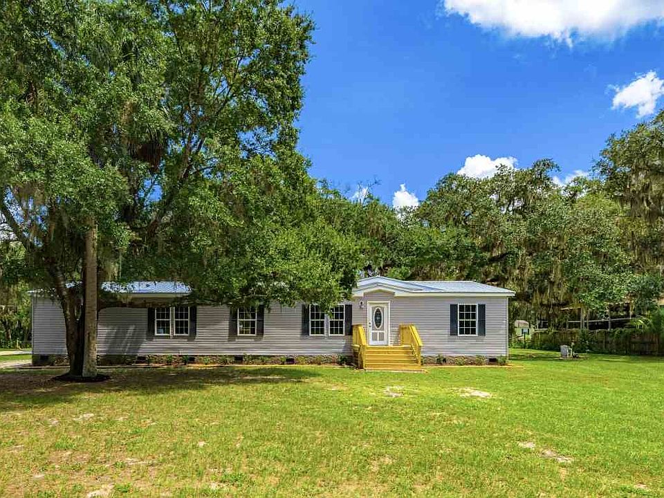 1st image of 130 Cypress Point Cir E