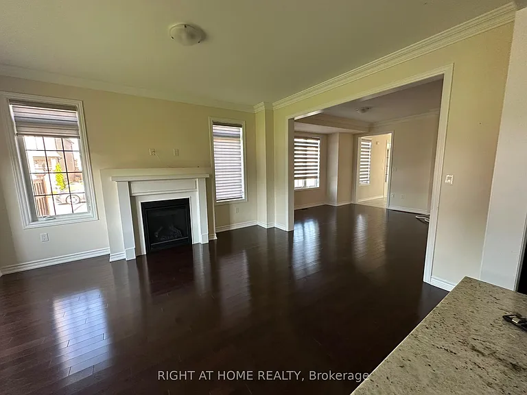 2 Bruce Cameron Dr — Photo 8