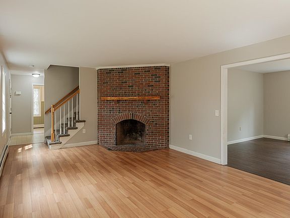 5th image of 109 Greenfield Road
