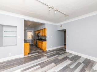 809 W George St #C, Chicago, IL 60657