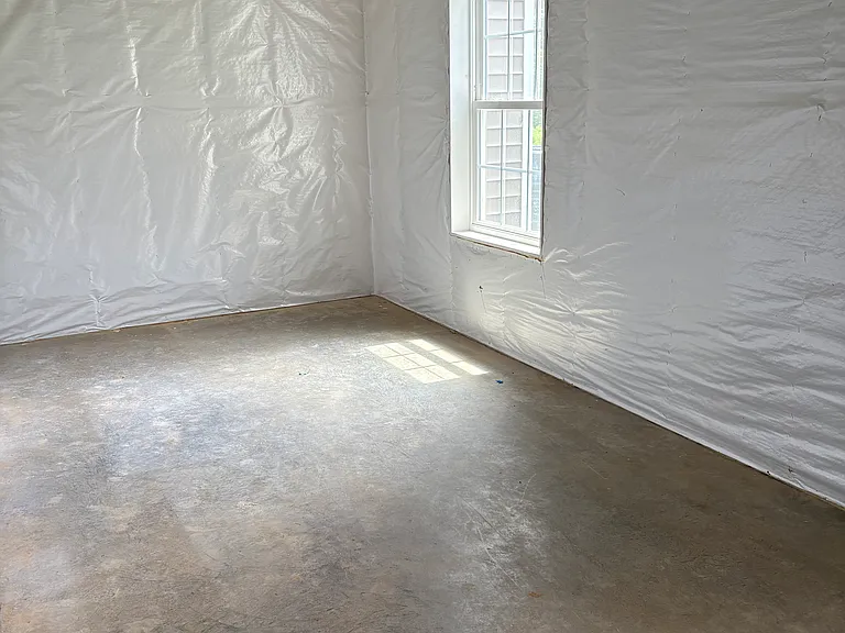 109 Meadowbrook Ln — Photo 2