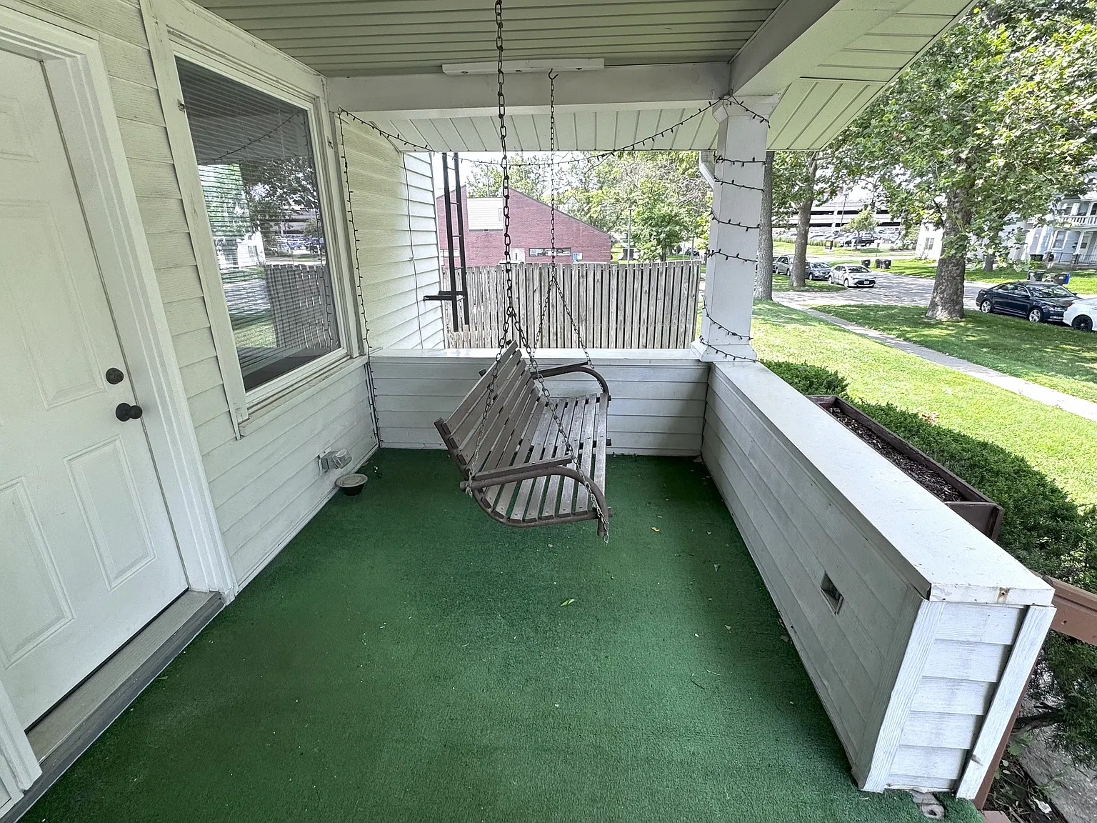 623 E Jefferson St — Photo 3