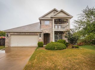 721 Chelsea Dr, Midlothian, TX 76065