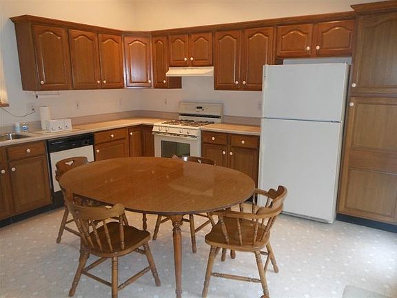 5th image of 1638 Chestnut Dr