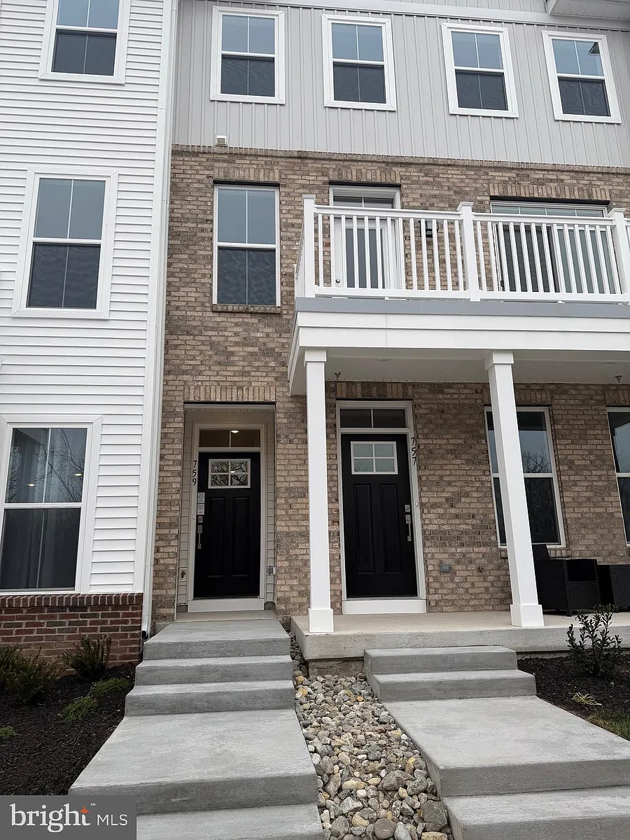 Building Photo - 616 Brass Ln