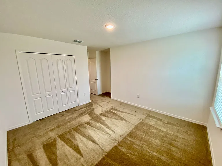 999 Cumberland Dr — Photo 6