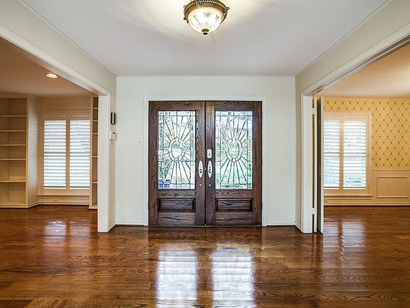 509126-6981-forestglade-cir-dallas-tx-High-Res-4.jpg