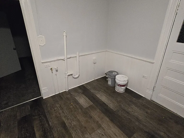 1229 Success St #1 — Photo 5