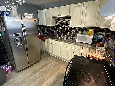 3 bed, 1008 sqft, $1,490 — Photo 4