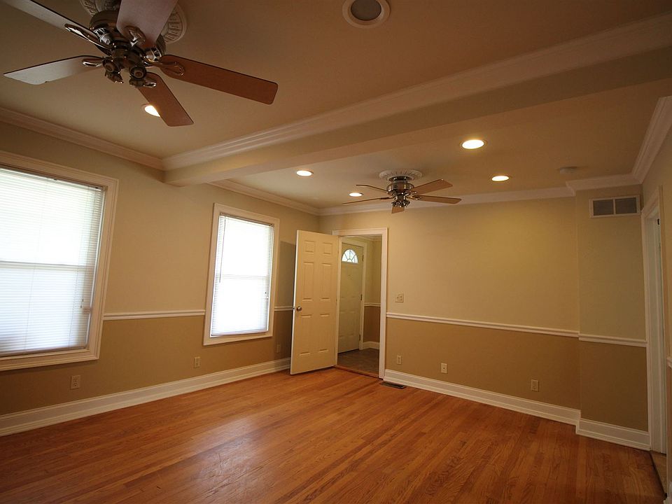 703 Washtenaw Living Room1