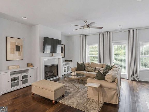 2nd image of 2170 Wiggins Walk