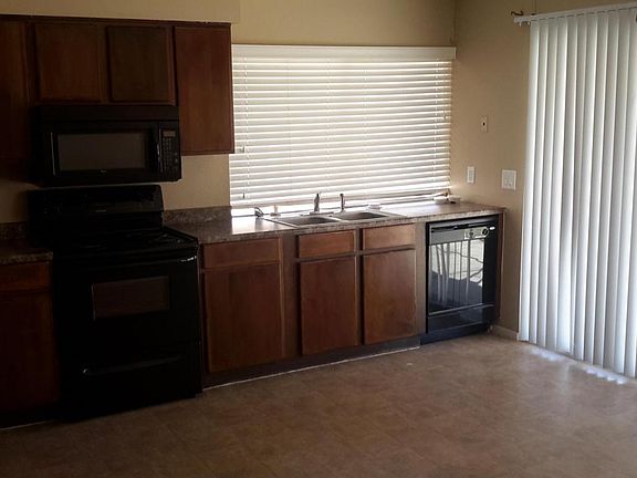3rd image of 8915 N 57th Ave