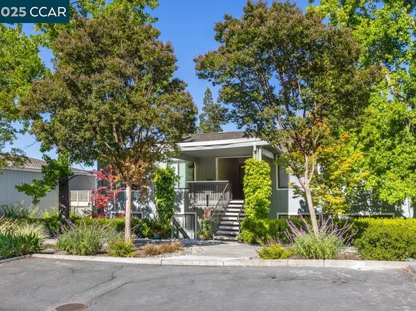 1349 Running Springs Rd APT 4, Walnut Creek, CA 94595