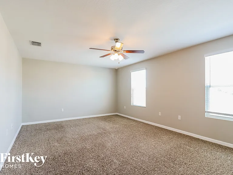 3816 Crystal Dew St — Photo 6