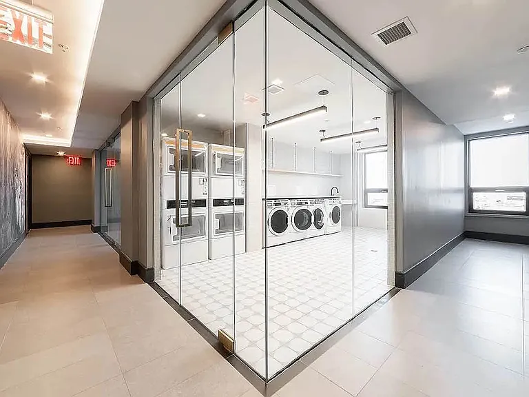 1801 Broadway #4D — Photo 8