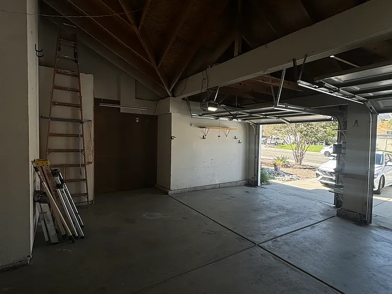 2613 Sheridan Rd — Photo 6