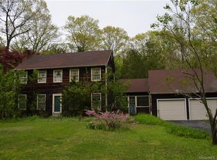 25 Bilberry Rd, Bridgewater, CT 06752