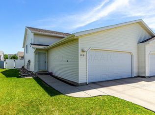 1834 50th St S, Fargo, ND 58103