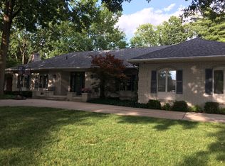 2391 Nichols St, Trenton, MI 48183
