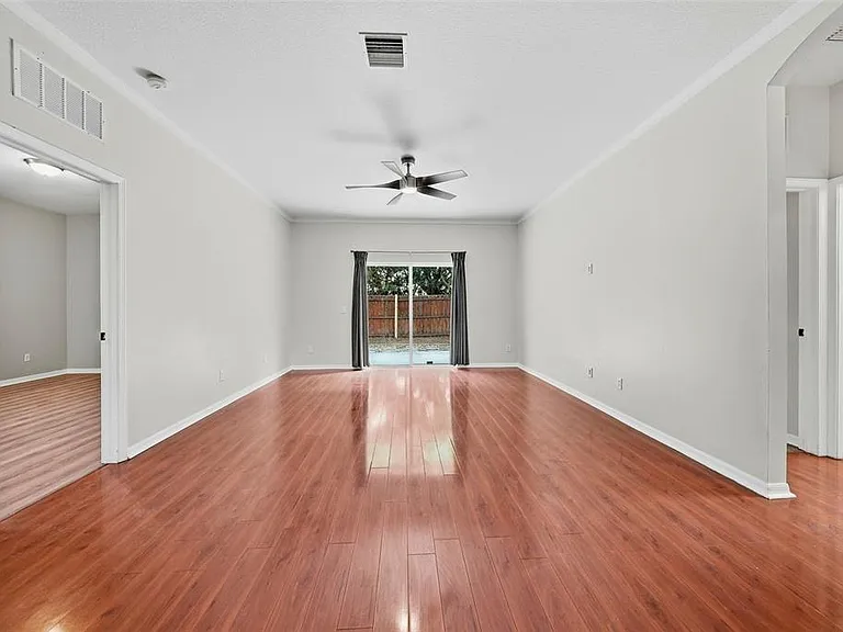 403 Laguna Mill Dr — Photo 9