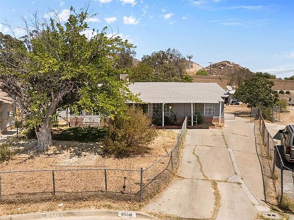 3rd image of 3350 Jennie St