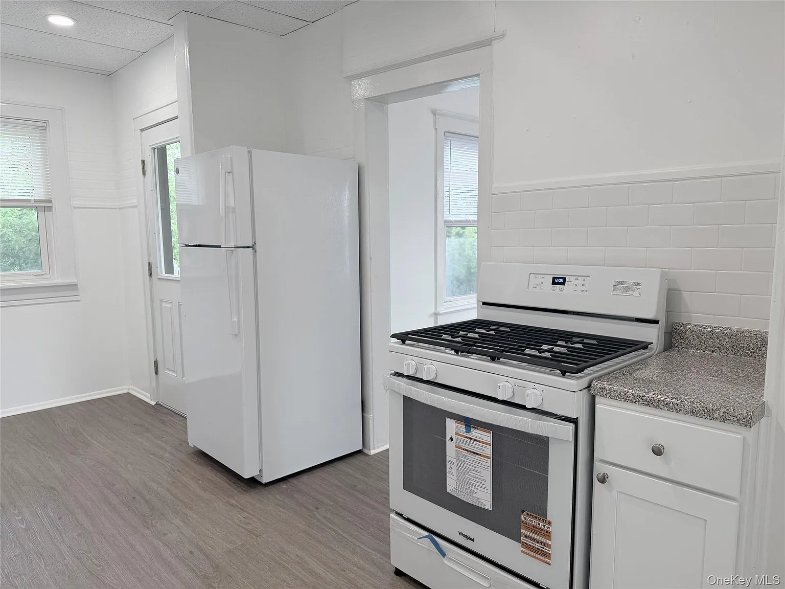 2 bed, 1.0 bath, 1000 sqft, $1,975 — Photo 4