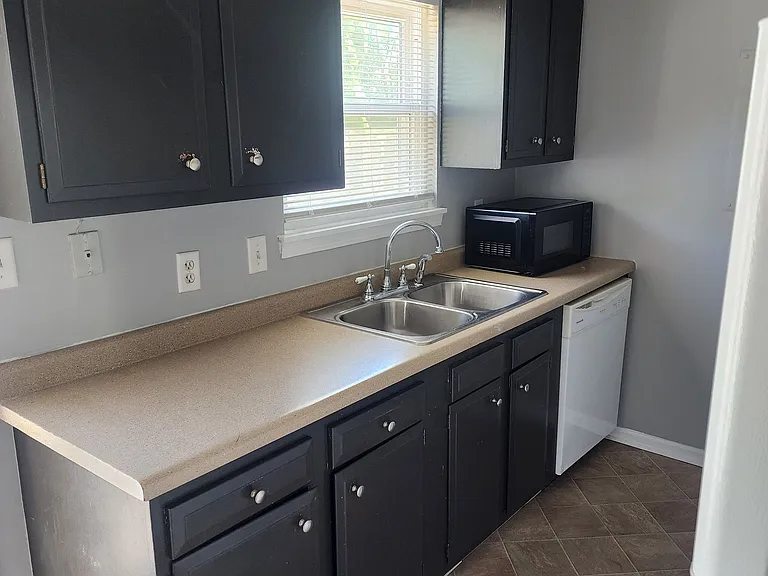 1511 N Mickley Ave #1511 — Photo 2