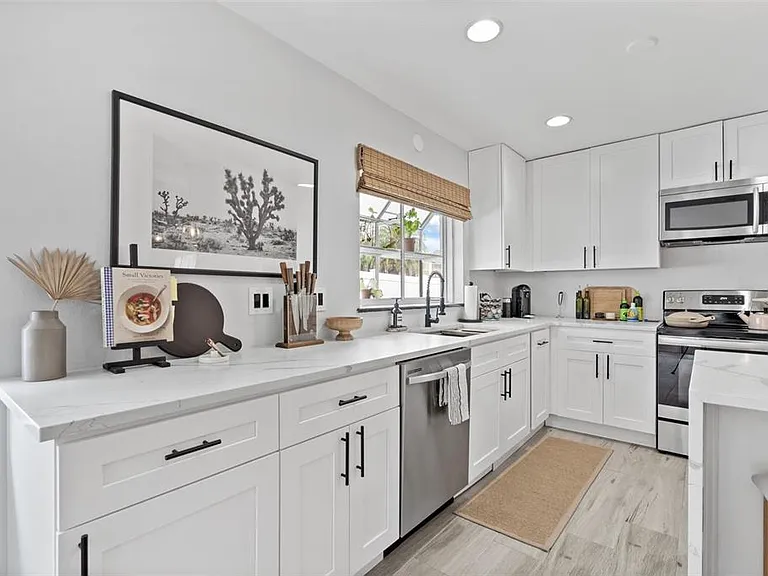 3601 W Dale Ave — Photo 6